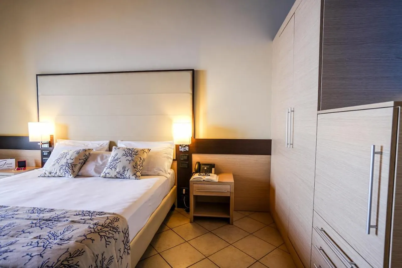 **** Hotel Gh Avalon Sikani Gioiosa Marea Italy